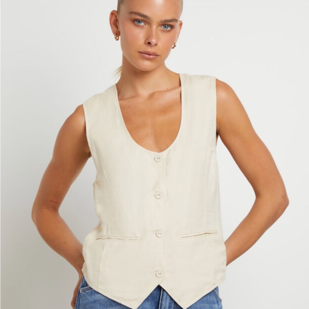 Rolla's Off-White Button-Up Vest